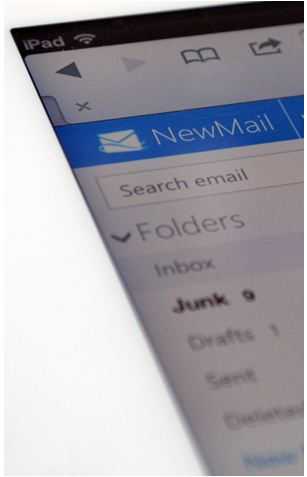 Outlook.com - Microsoft'S Stronghold On Metro Style 6 Outlook Support